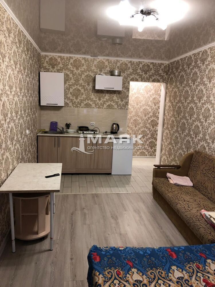 2-к. квартира 69 кв.м, 2/9