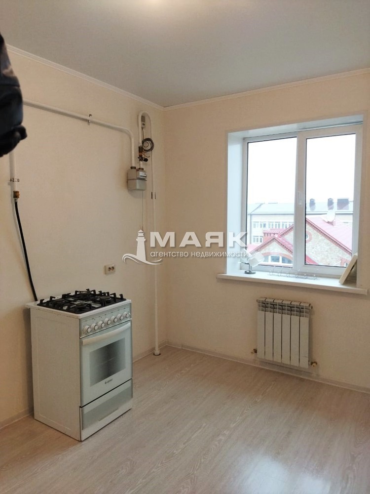 1-к. квартира 37.4 кв.м, 4/4