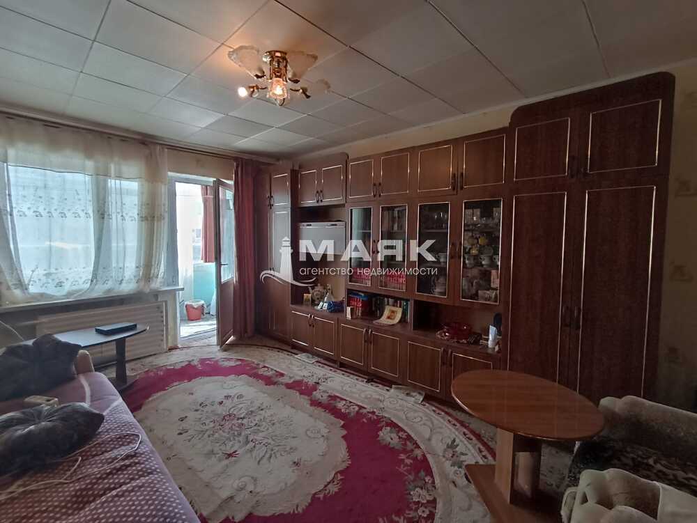 2-к. квартира 50 кв.м, 1/2