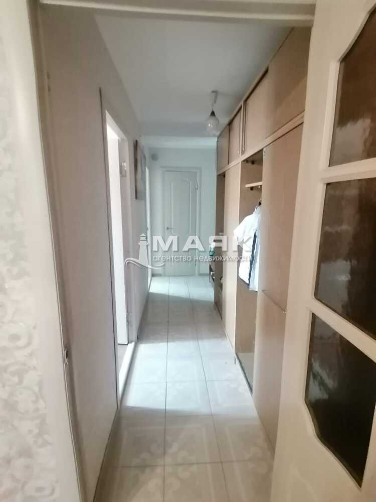 2-к. квартира 44 кв.м, 4/5