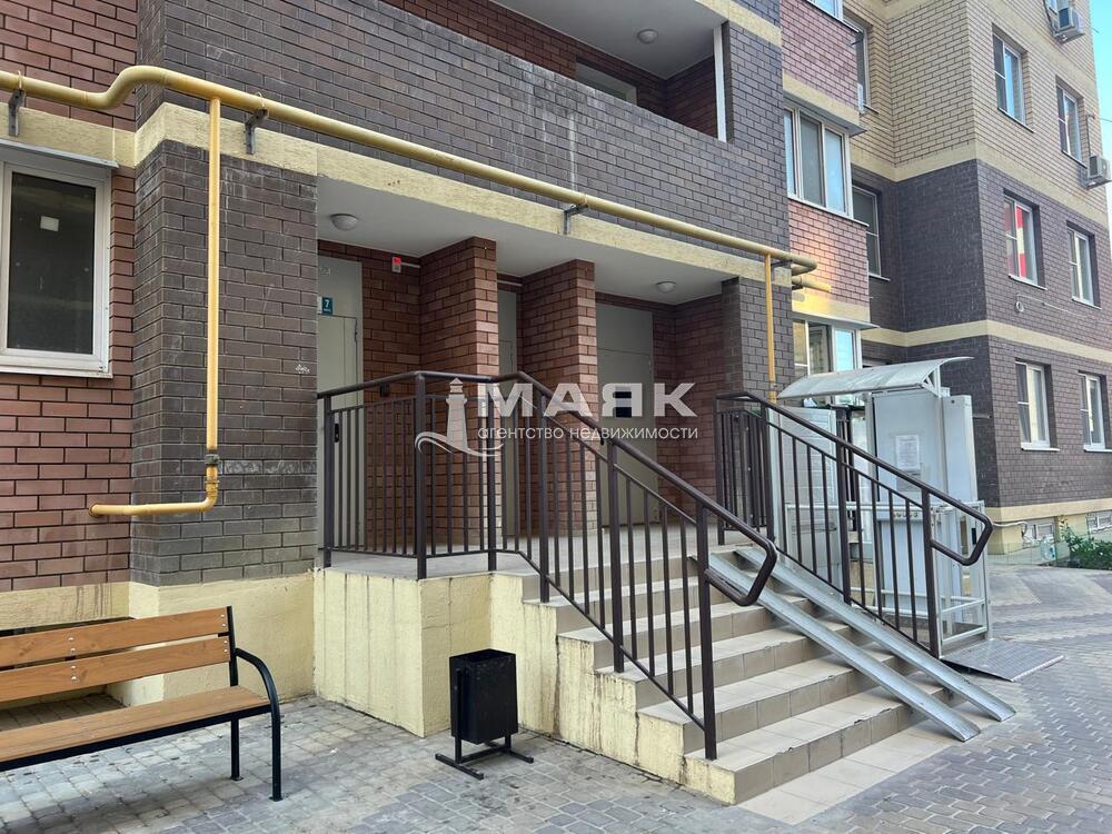 1-к. квартира 37 кв.м, 13/13