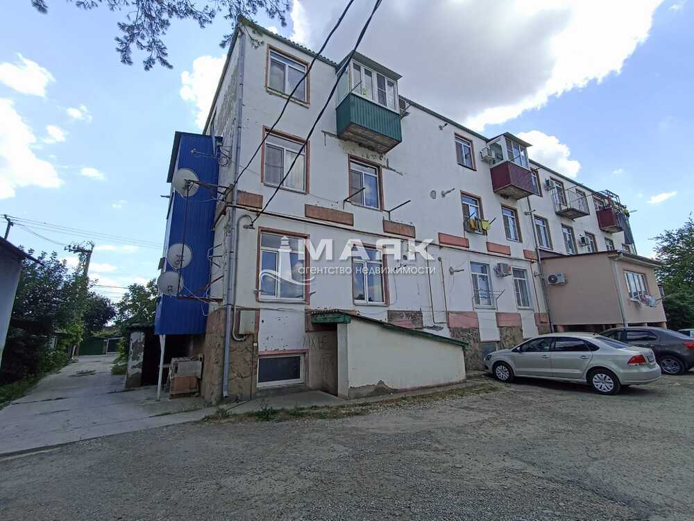 1-к. квартира 33.3 кв.м, 1/3