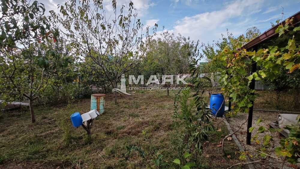 Дом 30 кв.м на участке 5.39 сот