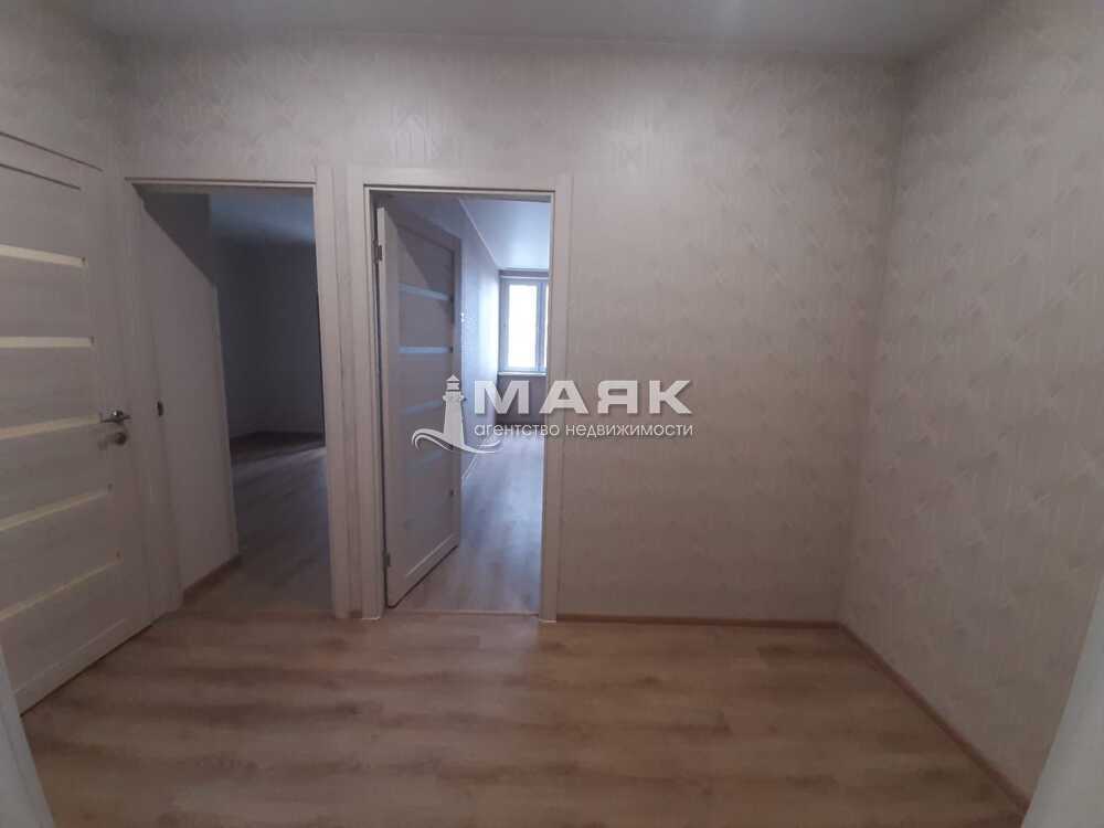 1-к. квартира 42 кв.м, 8/14