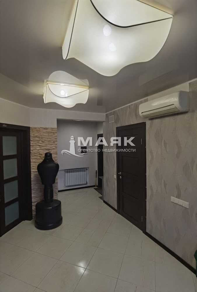 3-к. квартира 81 кв.м, 7/8