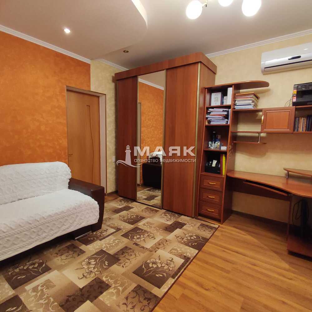 Дом 94 кв.м на участке 10 сот