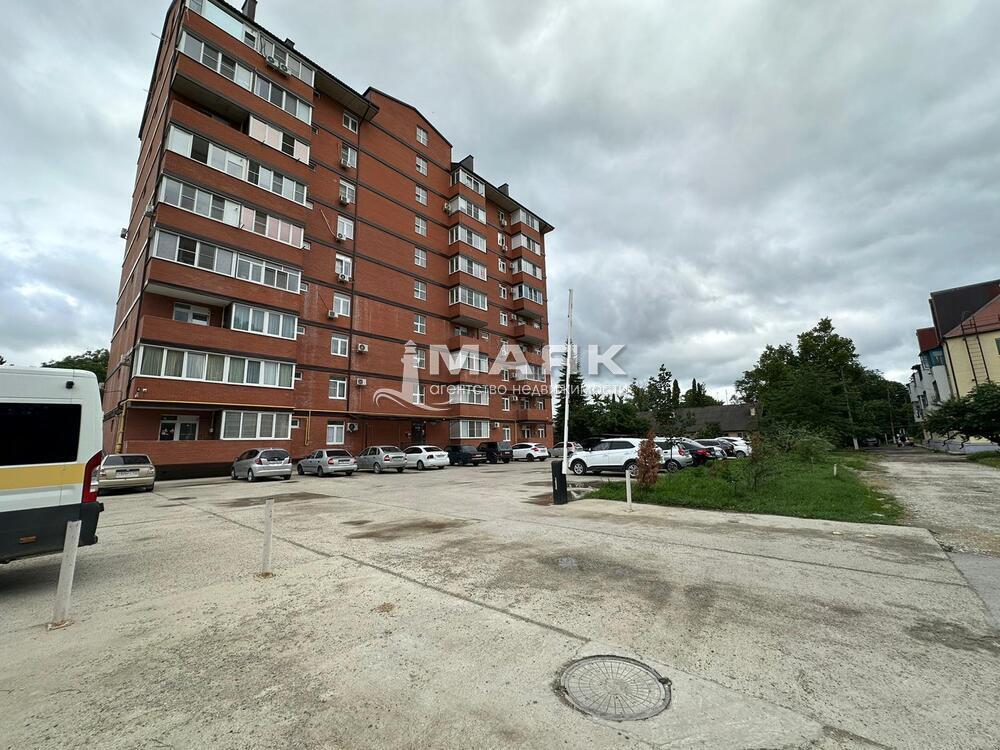 2-к. квартира 70.6 кв.м, 8/9