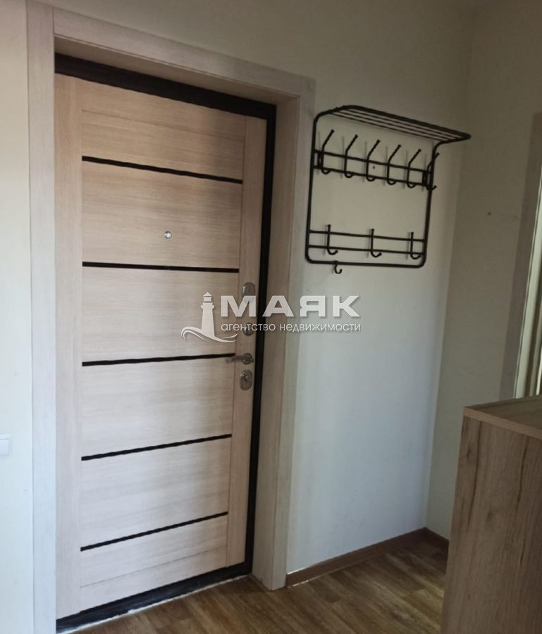 1-к. квартира 38 кв.м, 2/9