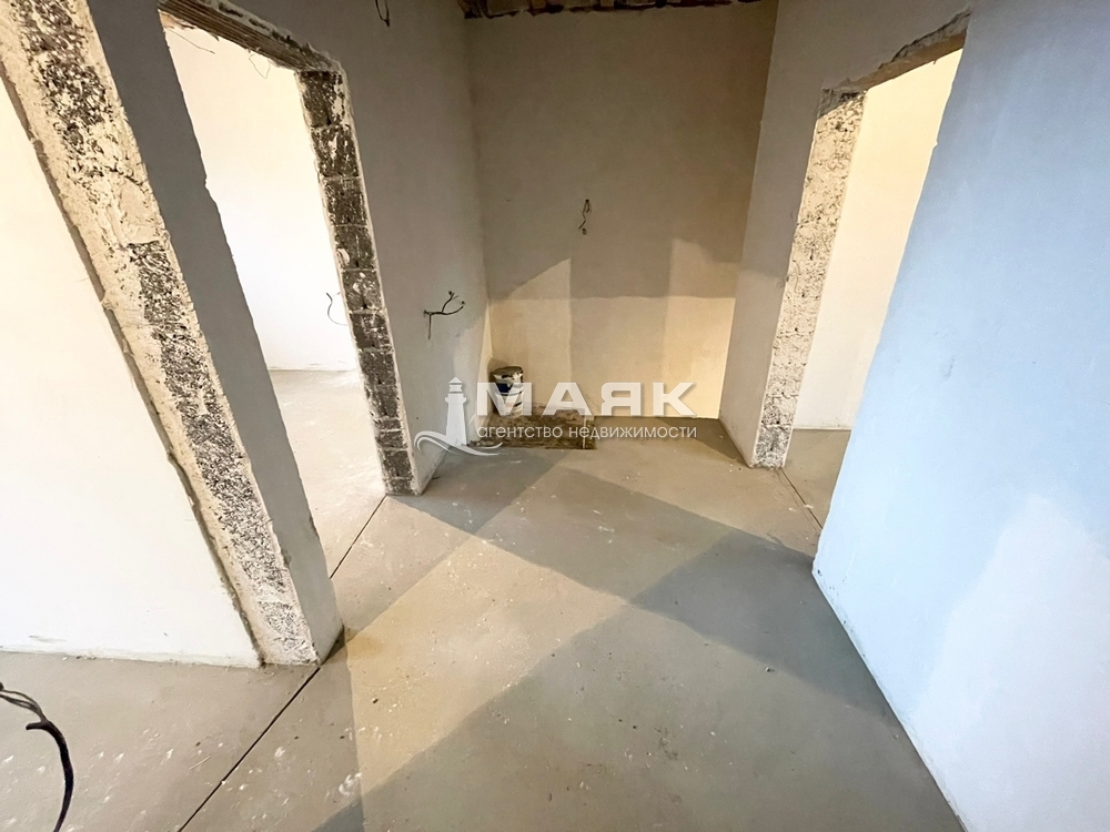 Дом 136 кв.м на участке 3 сот
