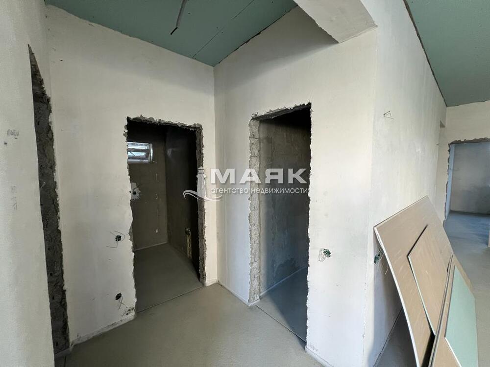 Дом 90 кв.м на участке 3 сот