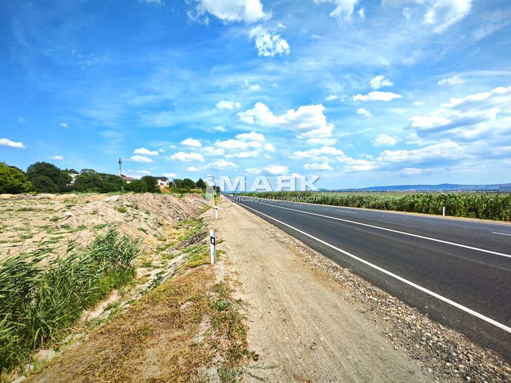 Участок 8.2 сот. (промназначение)