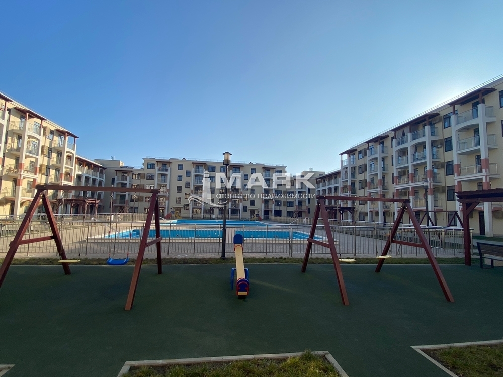 2-к. квартира 48.6 кв.м, 2/4