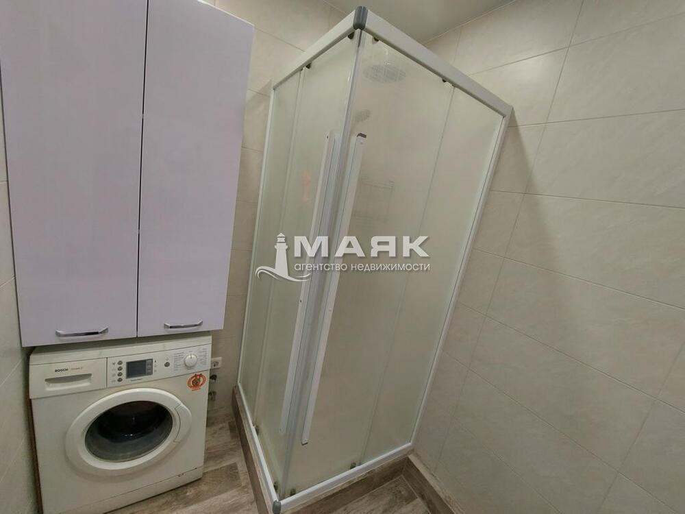 1-к. квартира 37 кв.м, 8/8