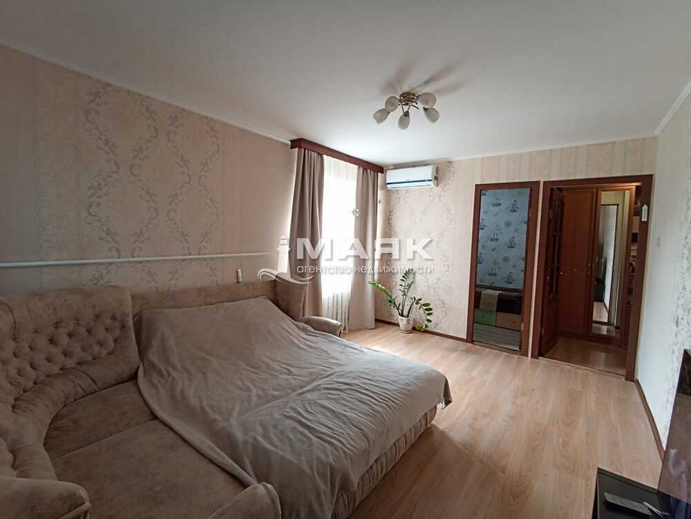 1-к. квартира 45 кв.м, 3/5