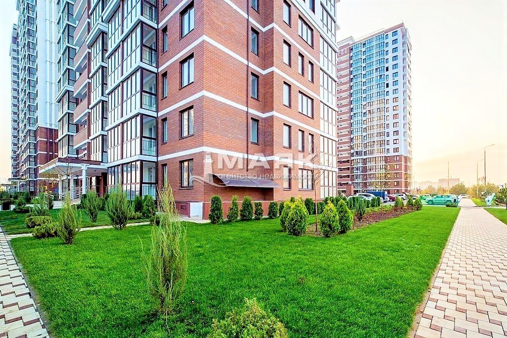 1-к. квартира 34 кв.м, 2/20