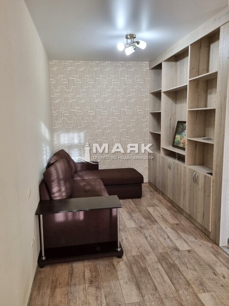 1-к. квартира 35 кв.м, 1/8