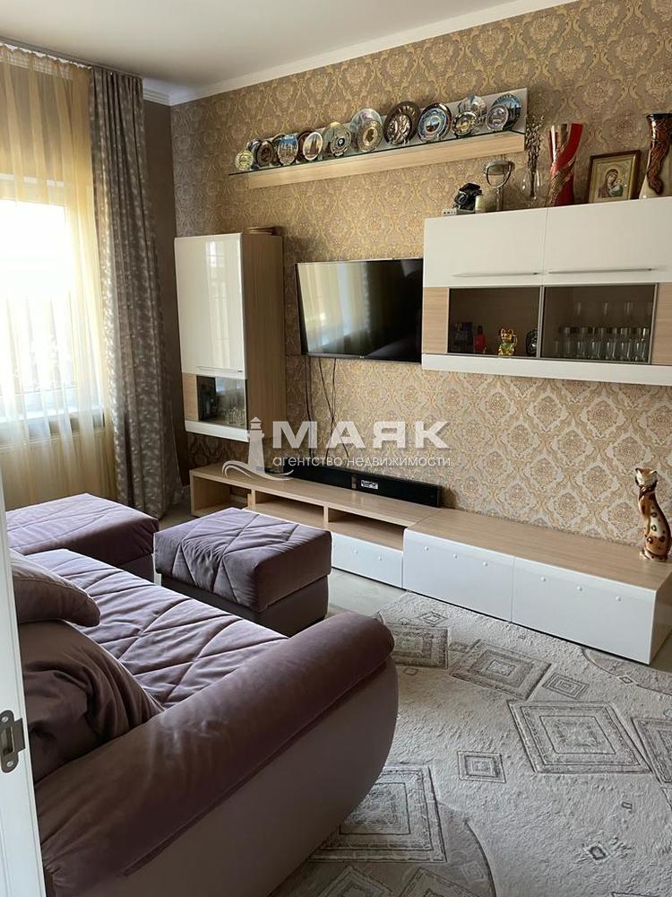 Дом 122.6 кв.м на участке 4.5 сот