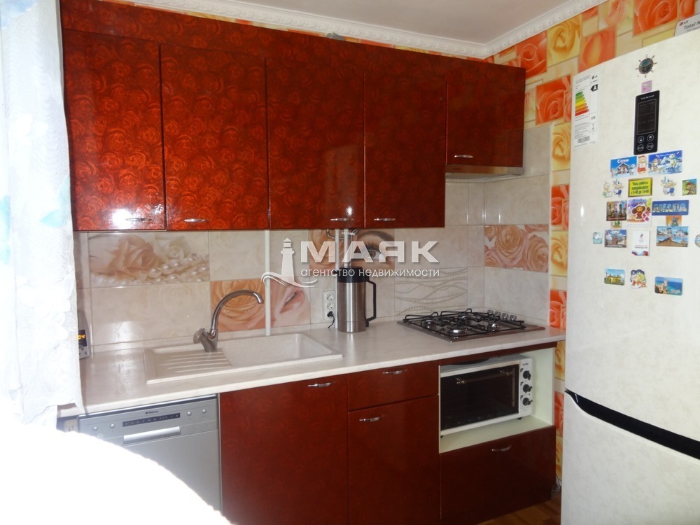 2-к. квартира 44.4 кв.м, 4/4