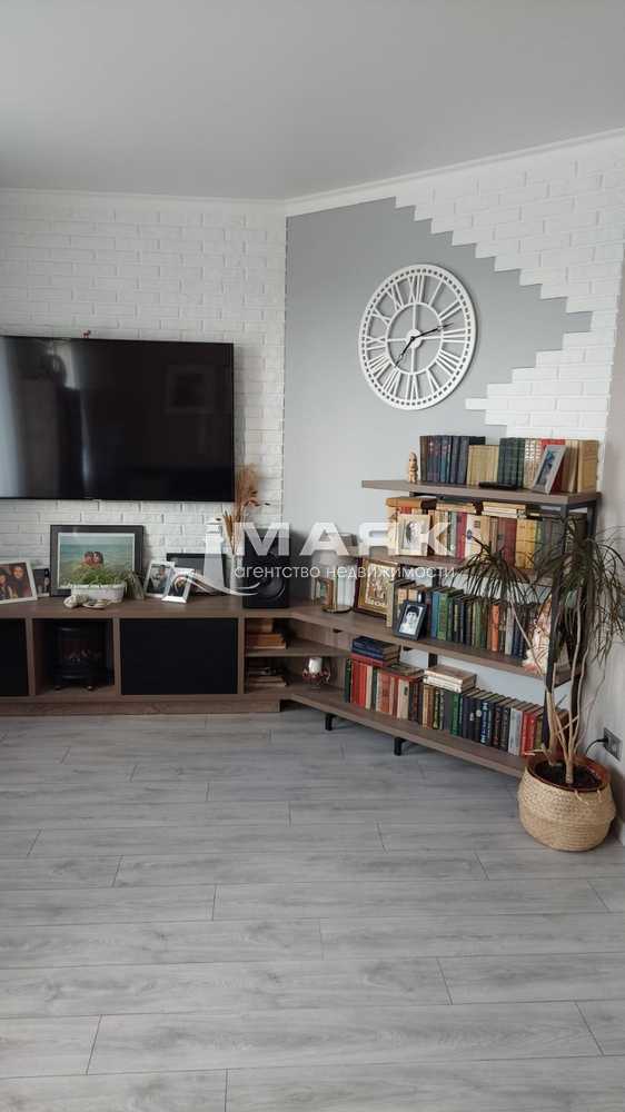 2-к. квартира 64 кв.м, 4/4