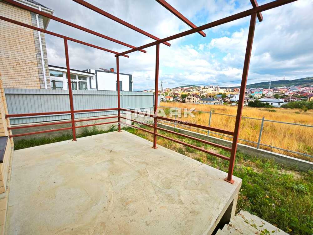 Дом 140 кв.м на участке 3.25 сот