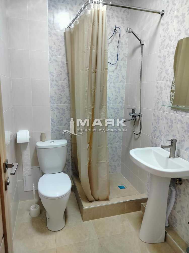 1-к. квартира 38 кв.м, 1/2
