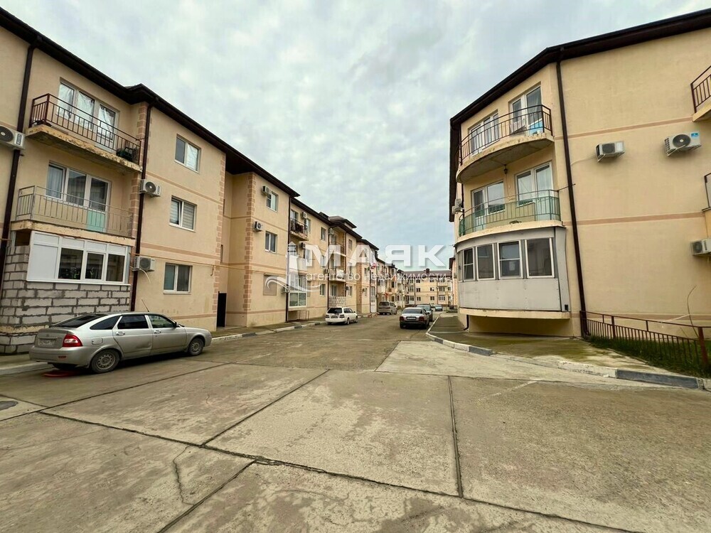 1-к. квартира 51 кв.м, 1/3