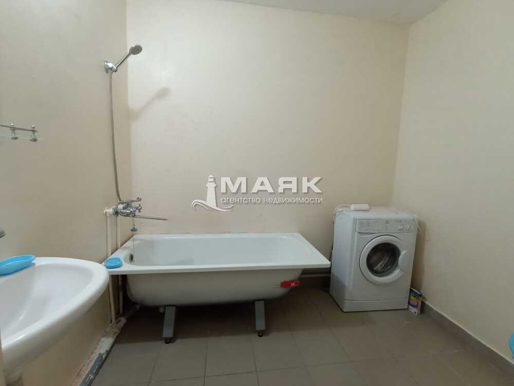 2-к. квартира 61.6 кв.м, 2/2