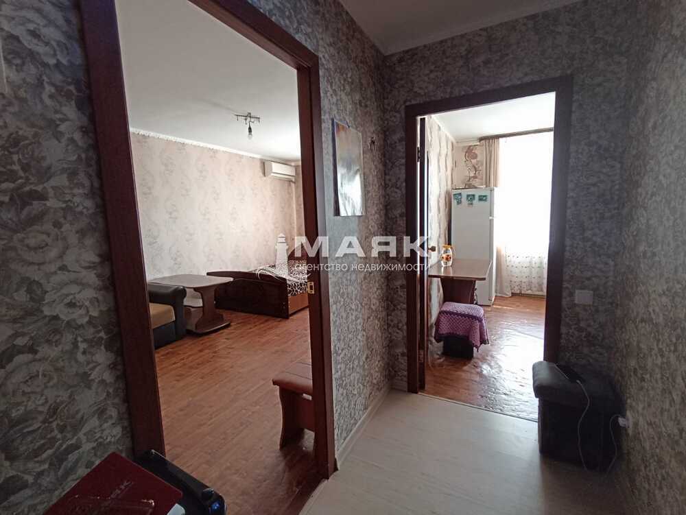 1-к. квартира 35.9 кв.м, 1/3
