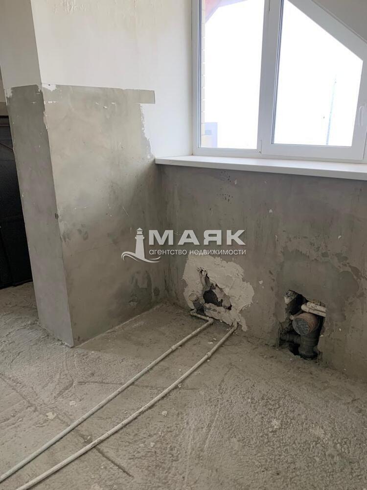 Дом 160 кв.м на участке 4 сот