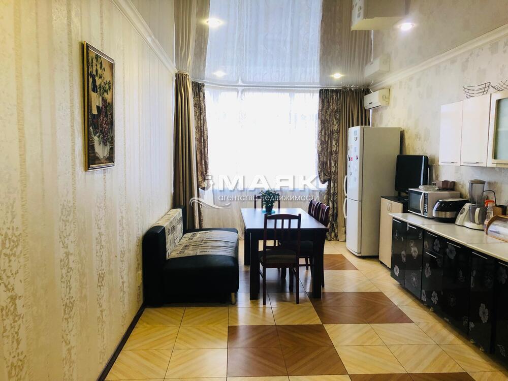 3-к. квартира 149.8 кв.м, 11/20