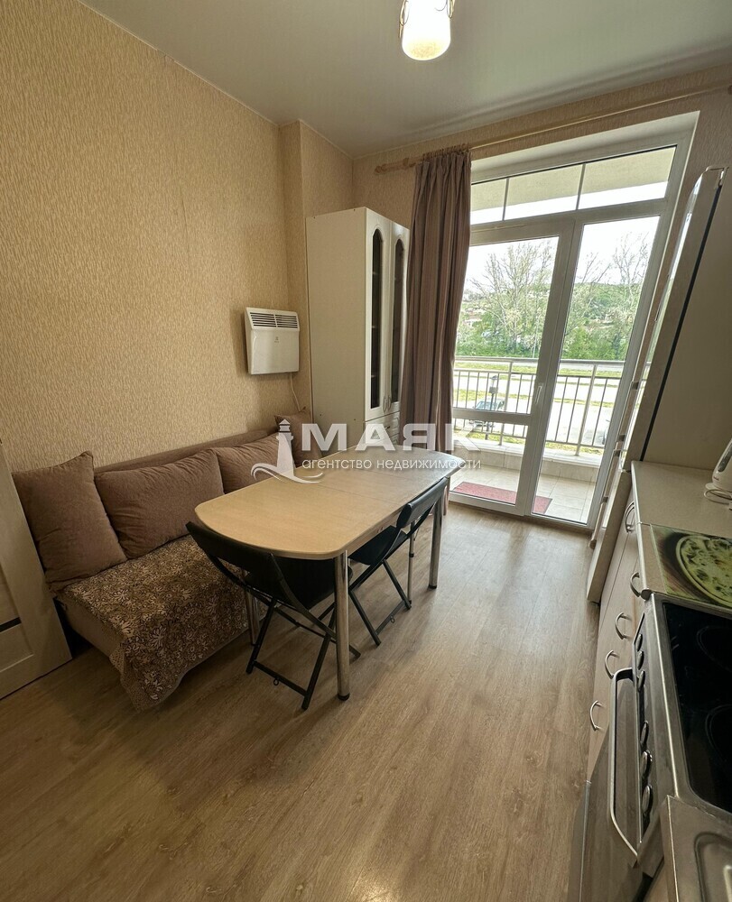 1-к. квартира 37 кв.м, 2/4