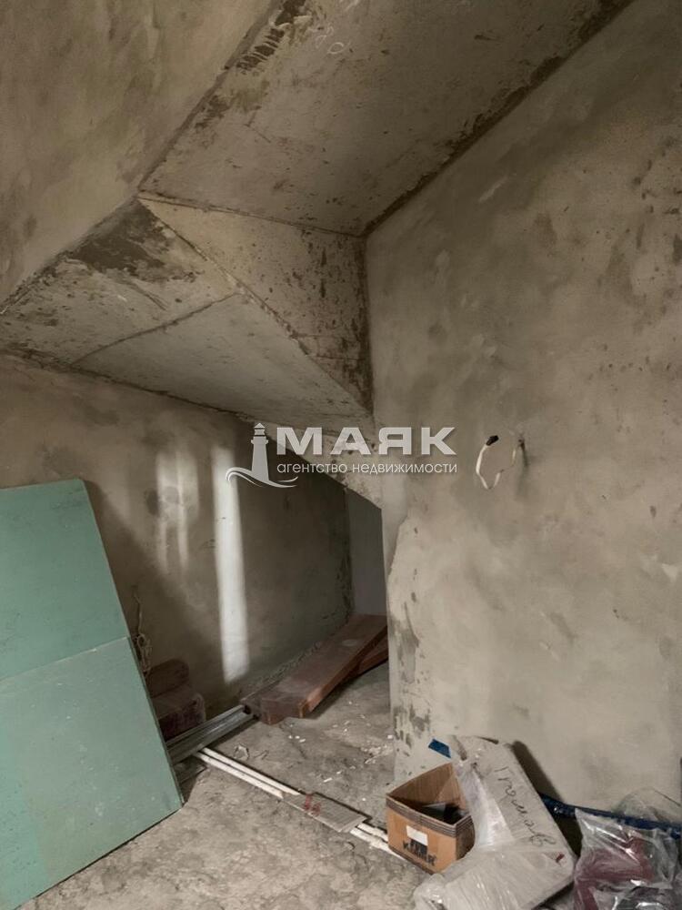 Дом 160 кв.м на участке 4 сот