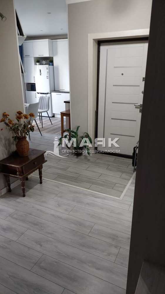 2-к. квартира 64 кв.м, 4/4