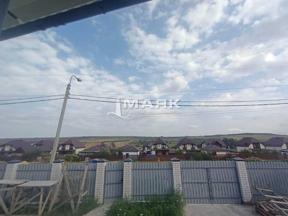 Дом 80 кв.м на участке 3.2 сот