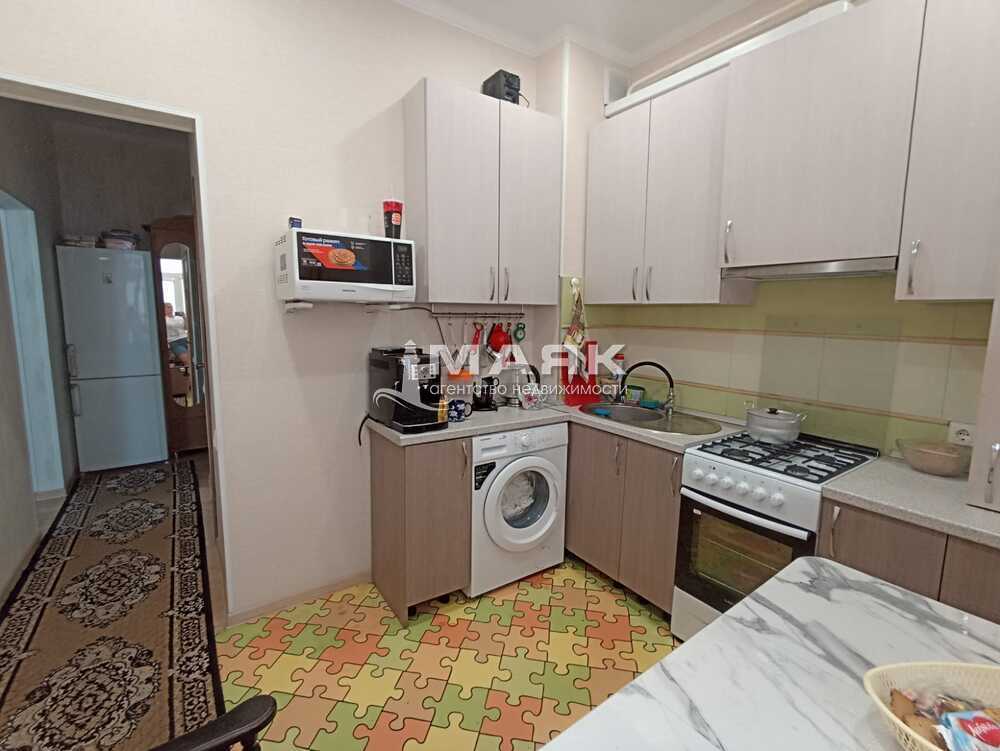 1-к. квартира 33.3 кв.м, 1/3