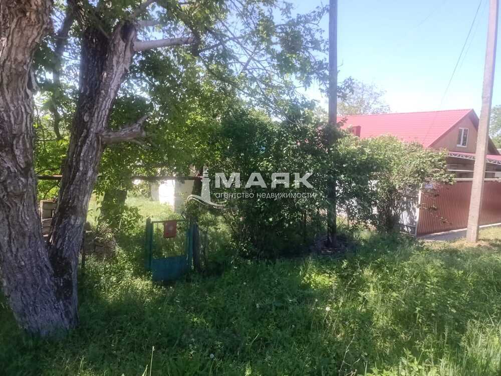 Дом 40 кв.м на участке 15 сот