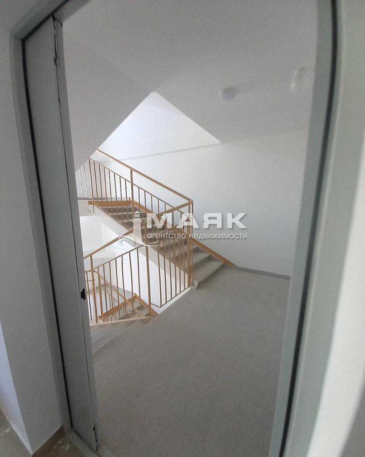 2-к. квартира 70 кв.м, 16/16